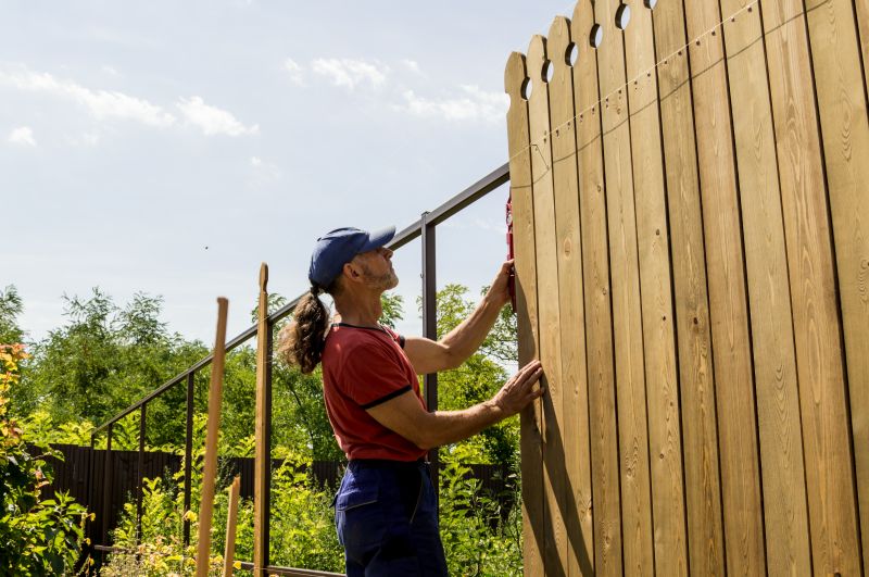 Residential Fence Painting Service